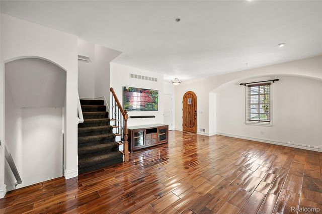 3875 Andover Avenue, Auburn Hills, MI 48326