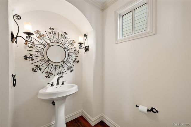 3875 Andover Avenue, Auburn Hills, MI 48326