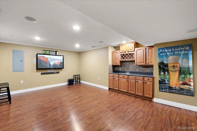 3875 Andover Avenue, Auburn Hills, MI 48326