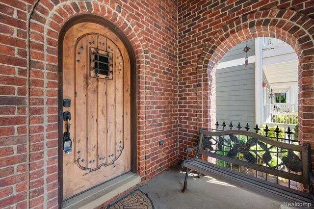 3875 Andover Avenue, Auburn Hills, MI 48326