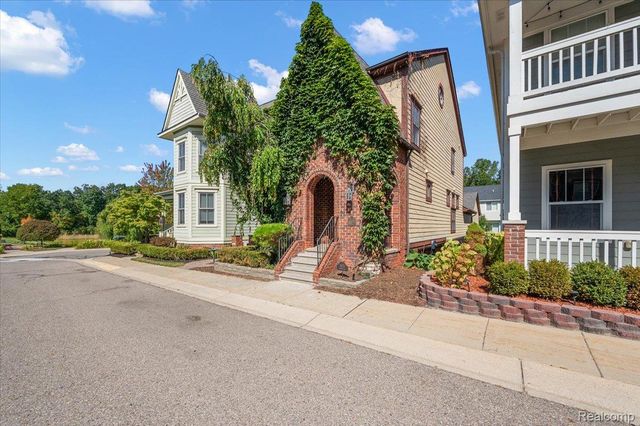 3875 Andover Avenue, Auburn Hills, MI 48326