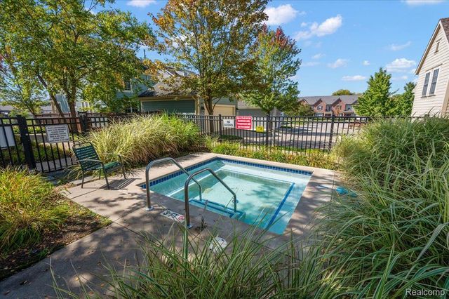 3875 Andover Avenue, Auburn Hills, MI 48326