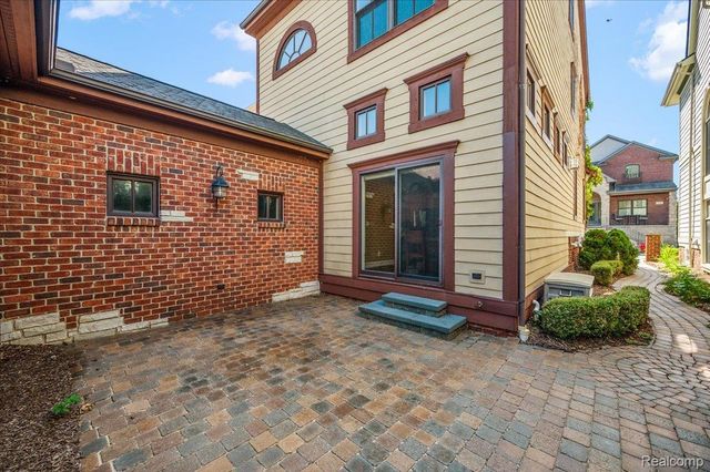 3875 Andover Avenue, Auburn Hills, MI 48326