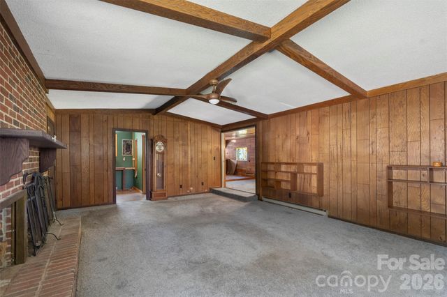 5208 Hickory Grove Road, Mount Holly, NC 28120