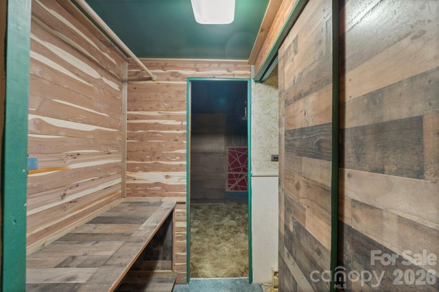 5208 Hickory Grove Road, Mount Holly, NC 28120