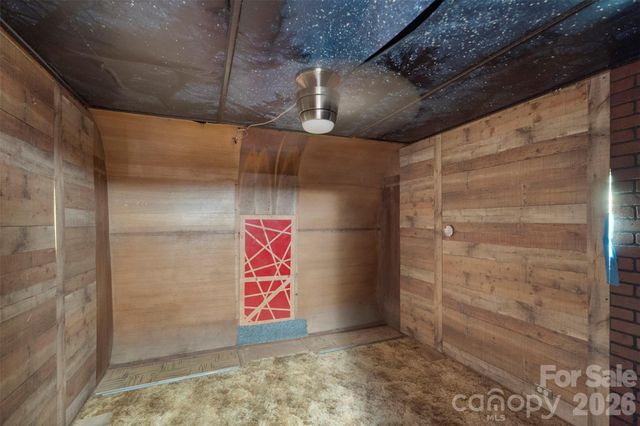 5208 Hickory Grove Road, Mount Holly, NC 28120