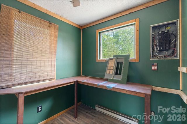 5208 Hickory Grove Road, Mount Holly, NC 28120