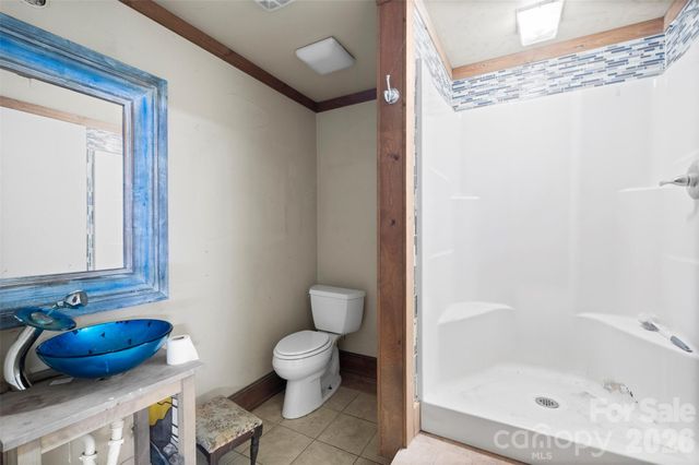 5208 Hickory Grove Road, Mount Holly, NC 28120