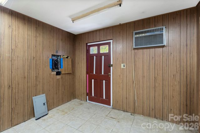 5208 Hickory Grove Road, Mount Holly, NC 28120
