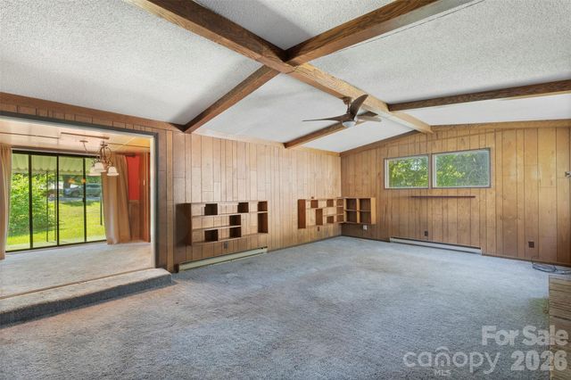 5208 Hickory Grove Road, Mount Holly, NC 28120