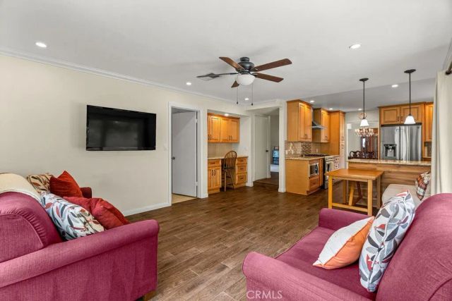 11012 Canyon Meadows, Whittier, CA 90601