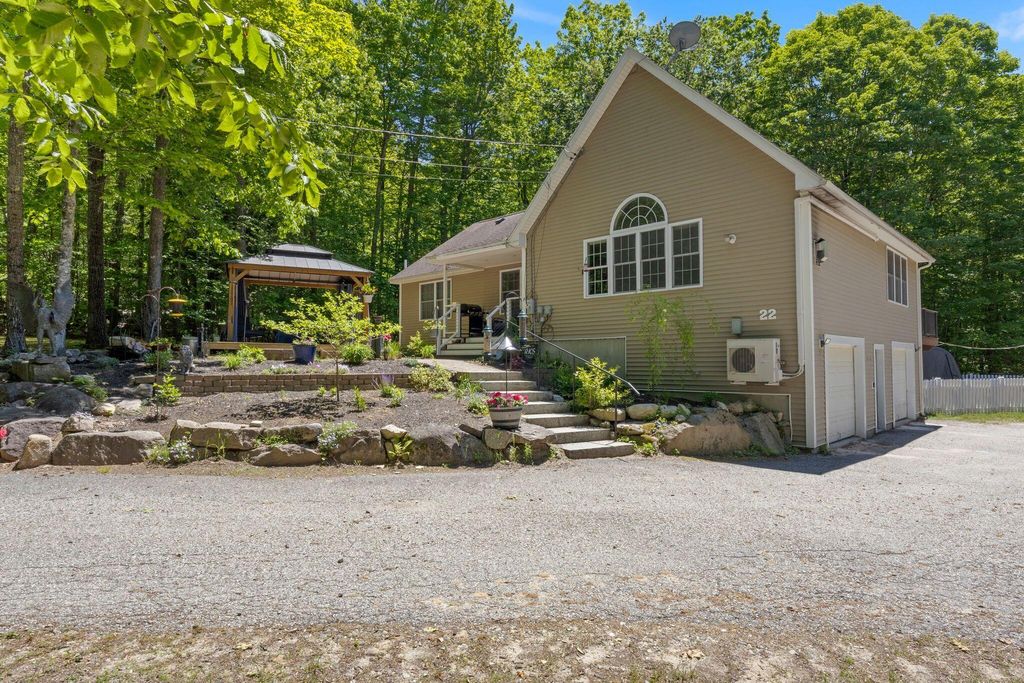 22 Eisenhower Court, Naples, ME 04055 — photo 2
