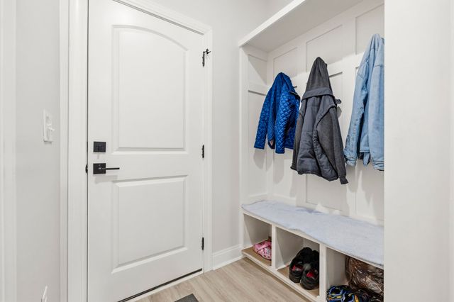 330 Canyon Dr., Conway, SC 29526