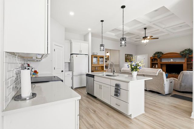 330 Canyon Dr., Conway, SC 29526