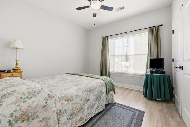 330 Canyon Dr., Conway, SC 29526