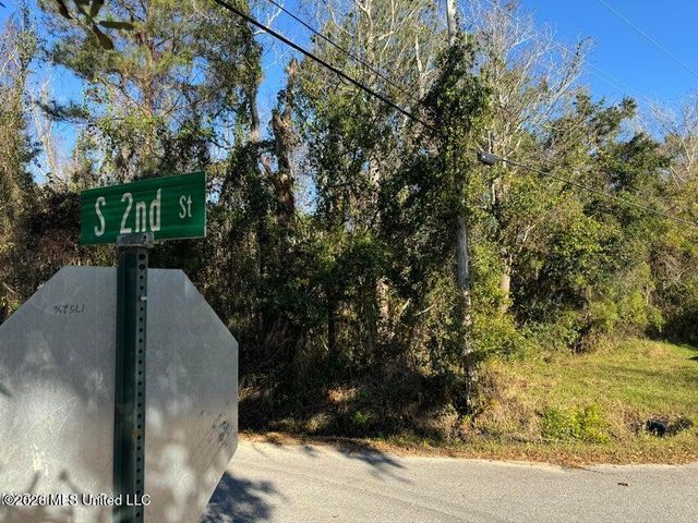 Seacliff Boulevard, Ocean Springs, MS 39564