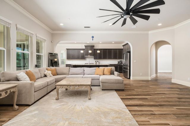 3234 Quincy Avenue, Clovis, CA 93619