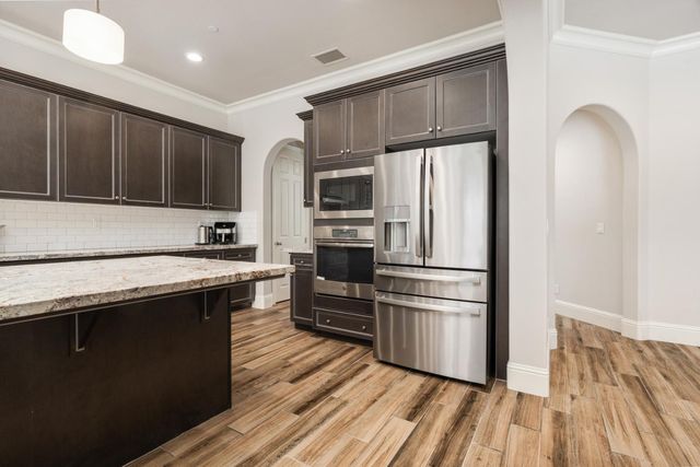 3234 Quincy Avenue, Clovis, CA 93619