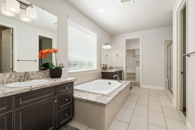 3234 Quincy Avenue, Clovis, CA 93619