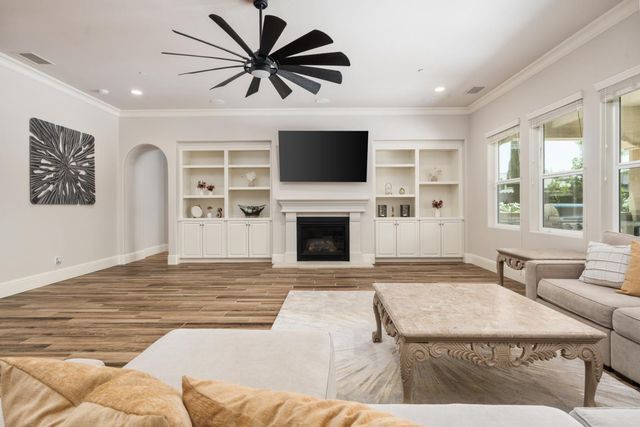 3234 Quincy Avenue, Clovis, CA 93619
