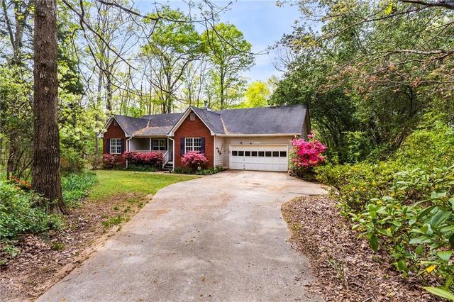 58 S Singley Drive, Locust Grove, GA 30248