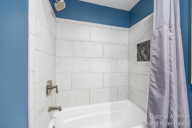 13555 Becker Court Ne, Nelson Twp, MI 49319