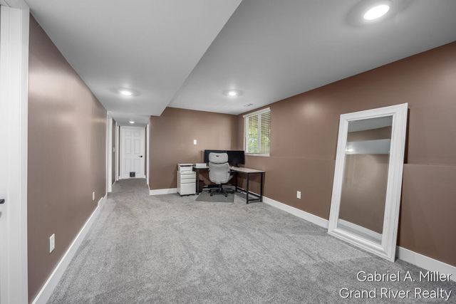 13555 Becker Court Ne, Nelson Twp, MI 49319