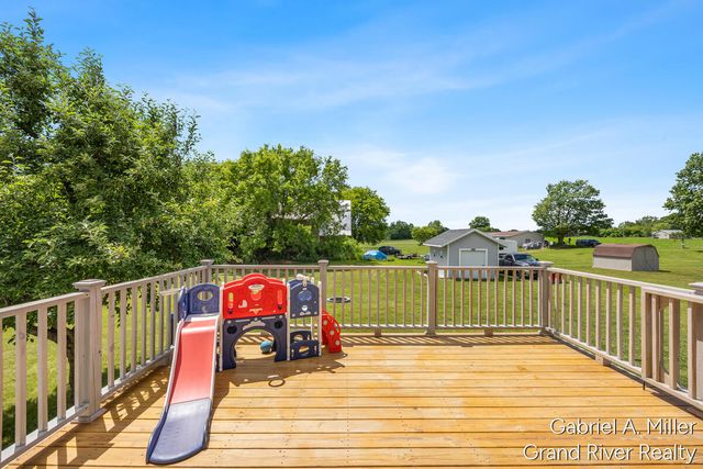 13555 Becker Court Ne, Nelson Twp, MI 49319