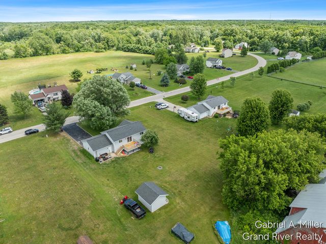 13555 Becker Court Ne, Nelson Twp, MI 49319
