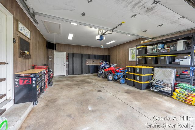 13555 Becker Court Ne, Nelson Twp, MI 49319