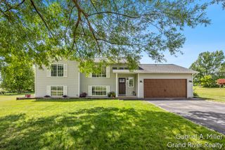 13555 Becker Court Ne, Nelson Twp, MI 49319