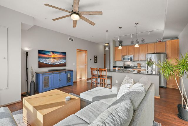 4525 Park Commons Drive 320, Saint Louis Park, MN 55416