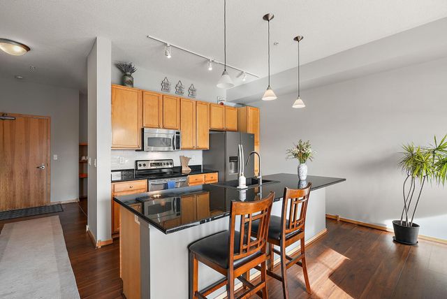 4525 Park Commons Drive 320, Saint Louis Park, MN 55416