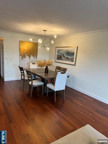1150 River Road 2D, Edgewater, NJ 07020