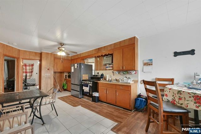 225 Palmer Street, Elizabeth, NJ 07202
