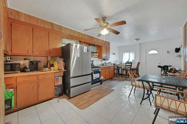 225 Palmer Street, Elizabeth, NJ 07202