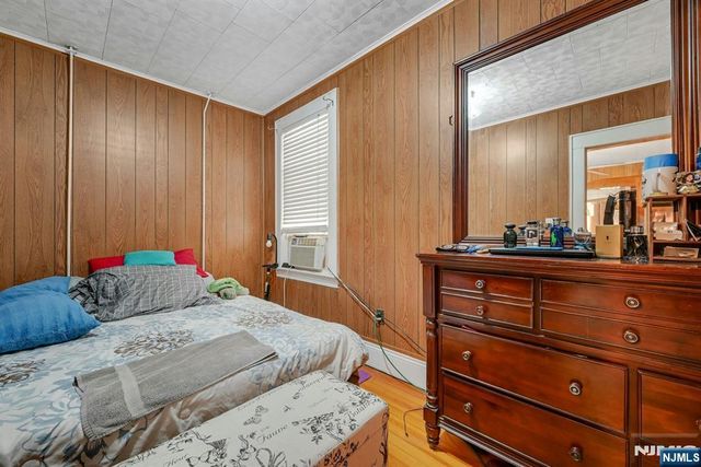 225 Palmer Street, Elizabeth, NJ 07202