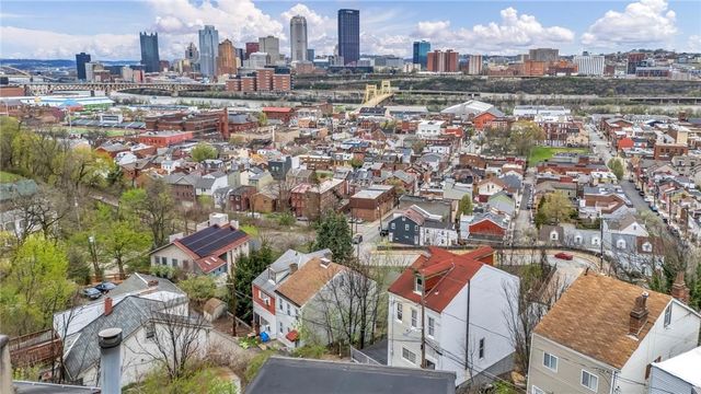 101 Brosville St, South Side, PA 15203