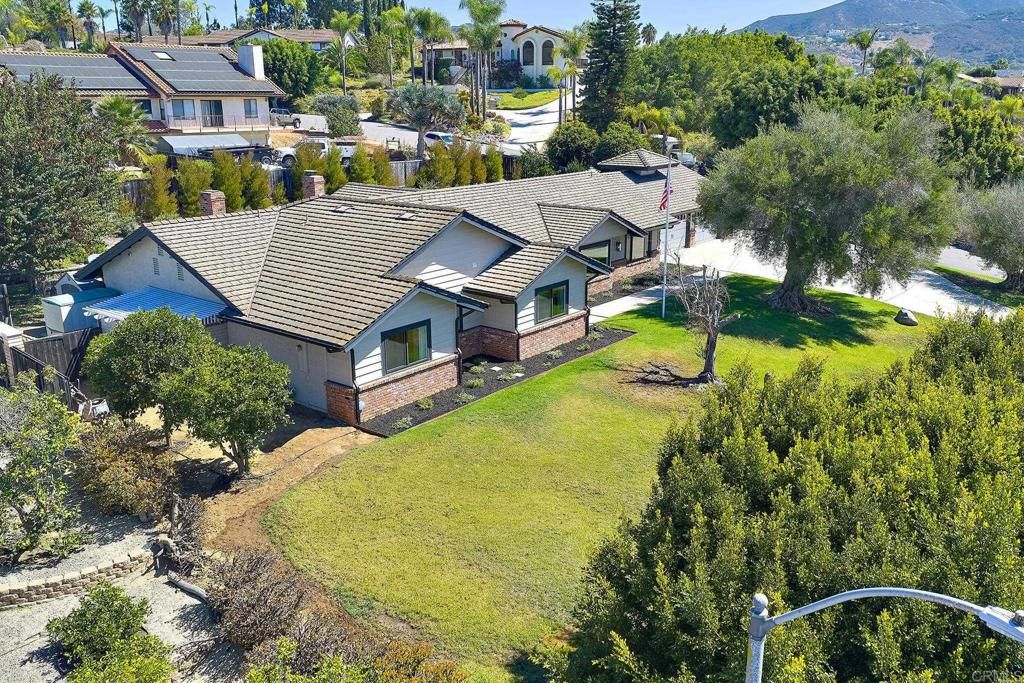 1598 Mesa Verde Drive, Vista, CA 92084 — photo 3