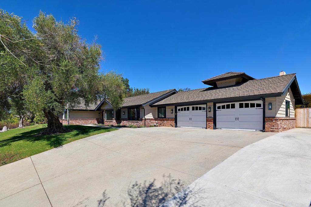 1598 Mesa Verde Drive, Vista, CA 92084 — photo 4