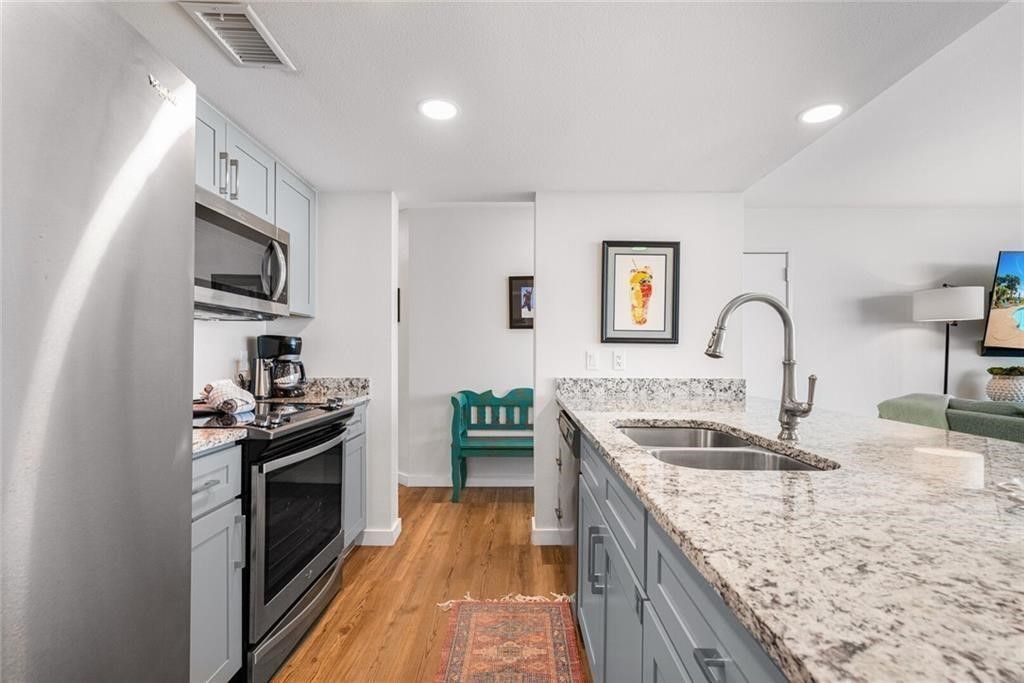 800 Sandcastle Dr 430, Port Aransas, TX 78373 — photo 5