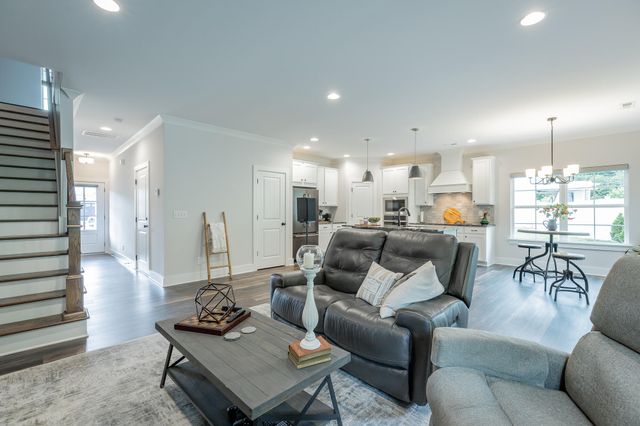 1251 Baldwin Field Circle, Hixson, TN 37343