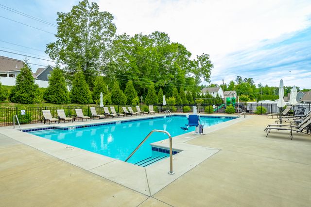 1251 Baldwin Field Circle, Hixson, TN 37343