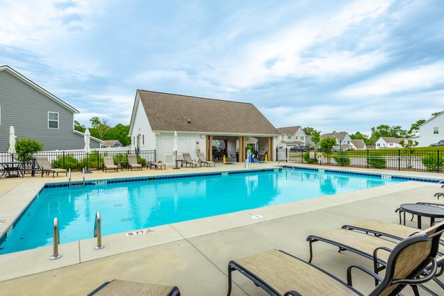 1251 Baldwin Field Circle, Hixson, TN 37343