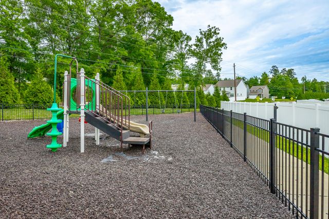 1251 Baldwin Field Circle, Hixson, TN 37343
