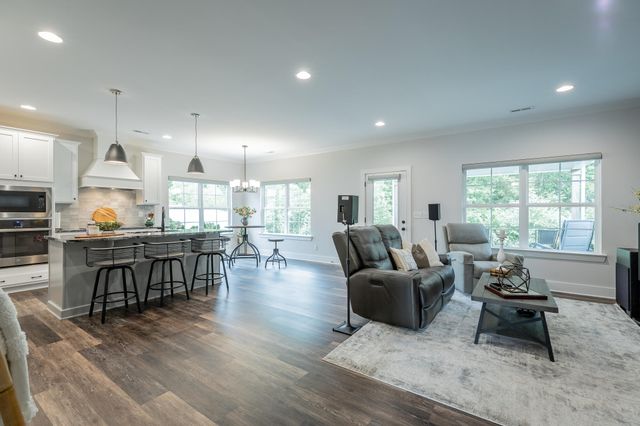 1251 Baldwin Field Circle, Hixson, TN 37343