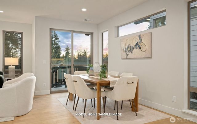 8703 126th Avenue NE, Kirkland, WA 98033