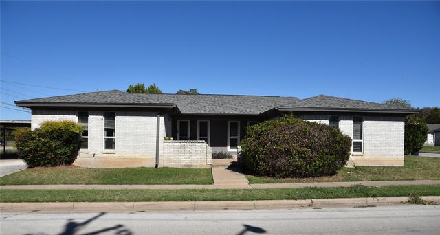 1001 Roky Court, Fort Worth, TX 76114