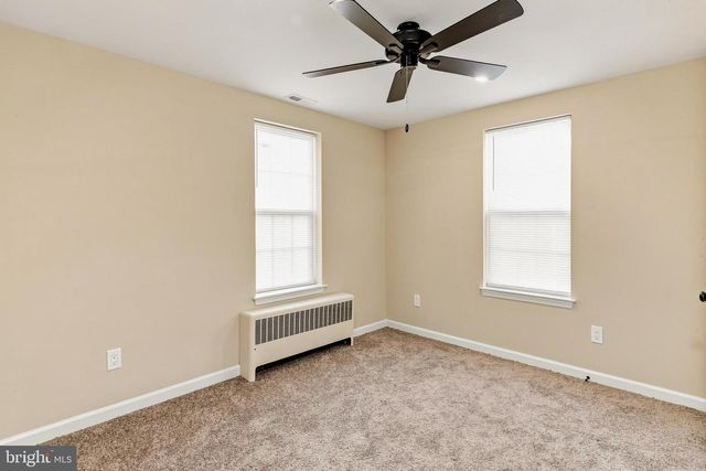 25 THOMPSON AVE, Mount Ephraim, NJ 08059