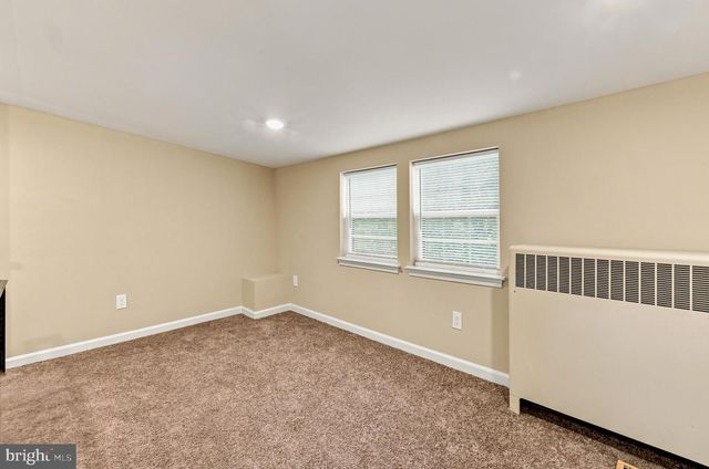 25 THOMPSON AVE, Mount Ephraim, NJ 08059